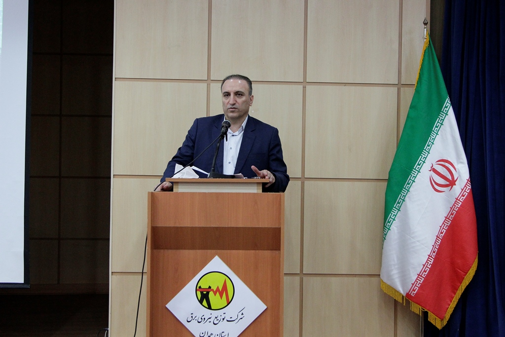 دریافت پروانه احداث نیروگاه خورشیدی توسط10 شرکت سرمایه‌گذار در استان همدان