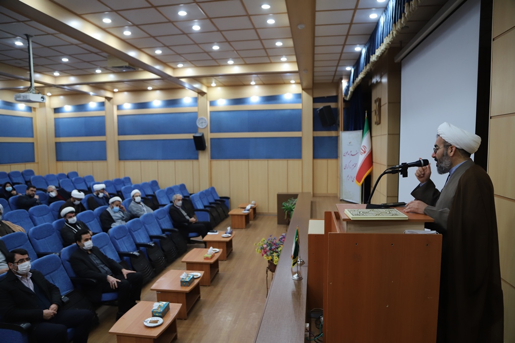 ائمه جماعات صنعت برق بازوان رسانه‌ای در حوزه مدیریت مصرف برق هستند