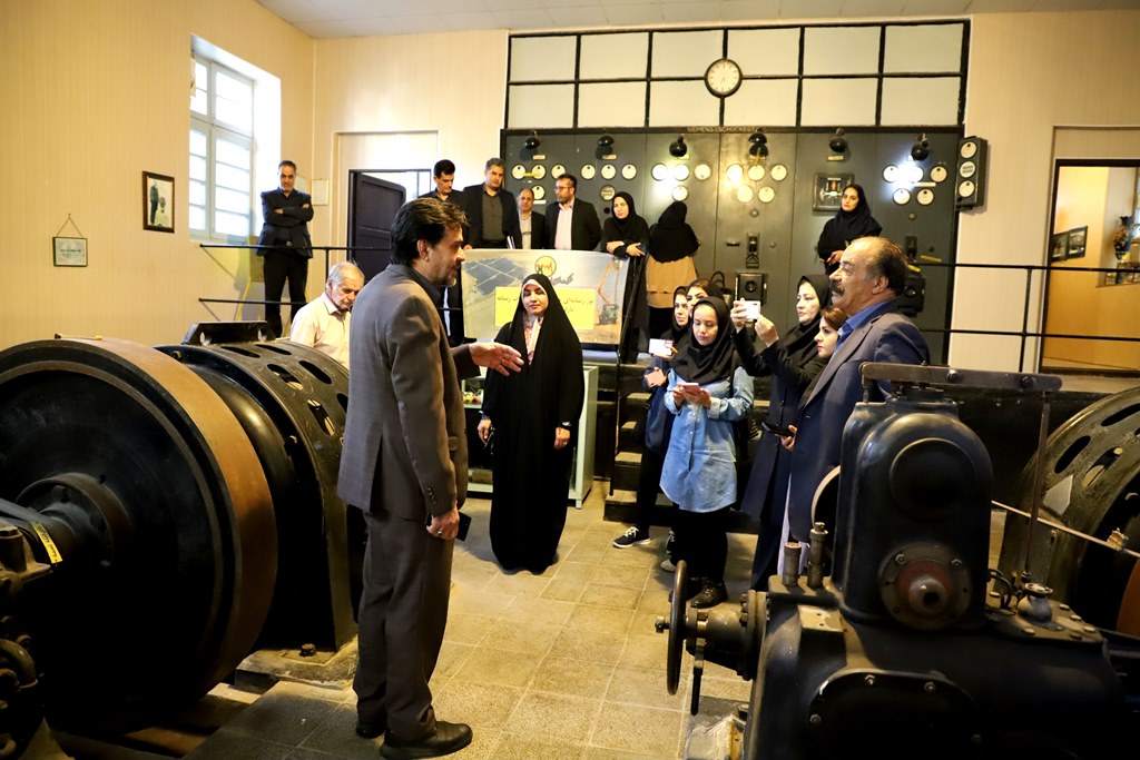 هیچ گونه قطعی برق در مراکز جمعیتی نداریم