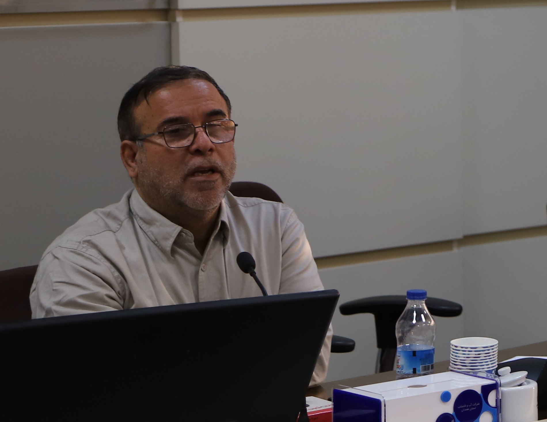 خدمات آب و برق در حال حاضر در دورترین مناطق ارائه می‌شود