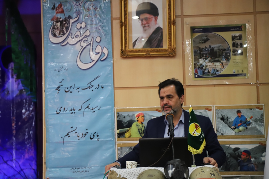 امروز وظیفه ما پیروی از راه شهدا و خدمت به کشور و مردم است